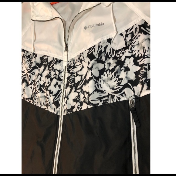 Columbia Windbreaker - Picture 4 of 8